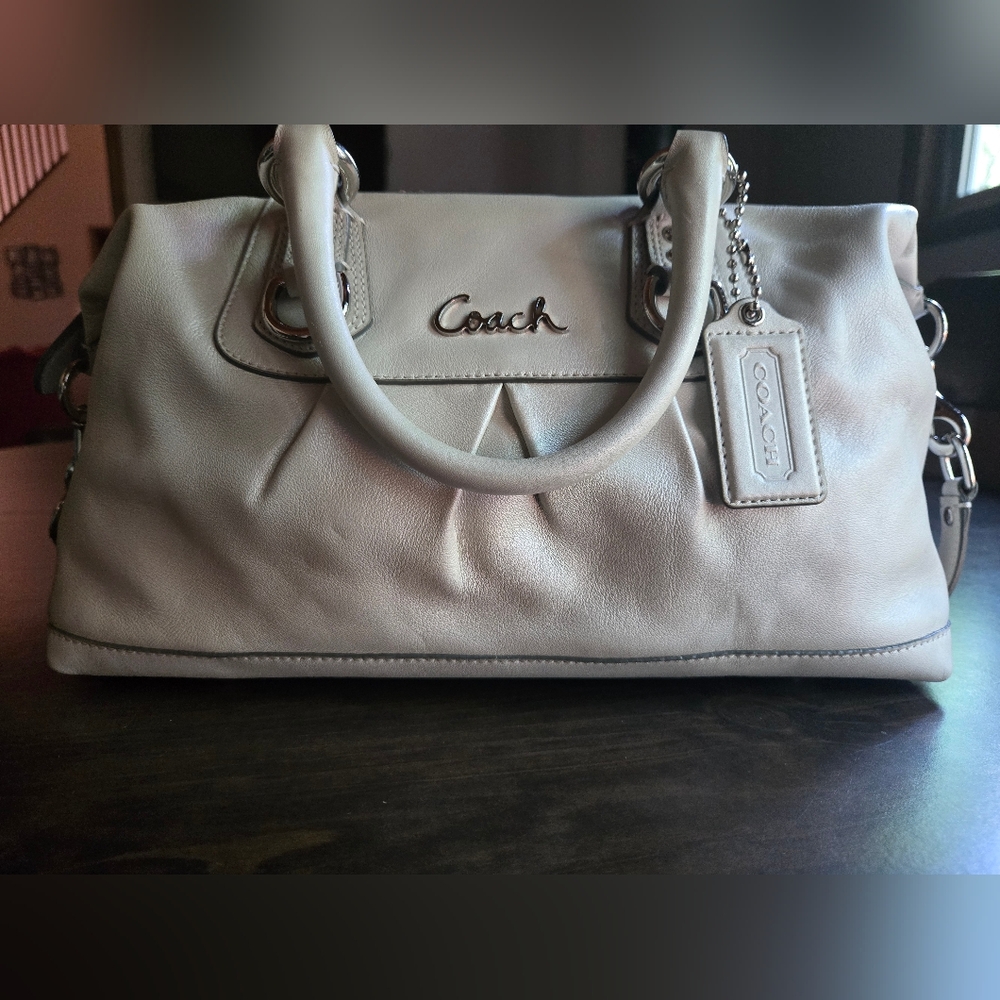 Coach Pearl White Ashley Satchel